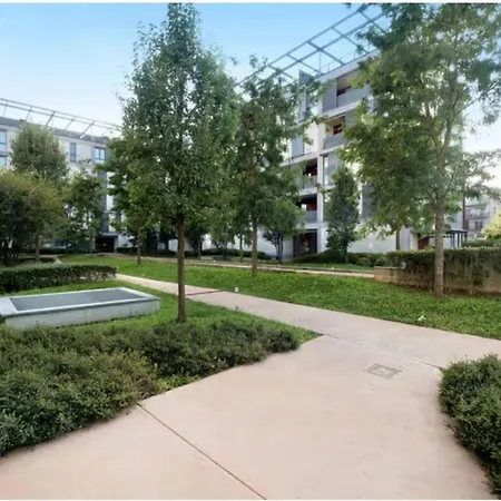 Easy Con Parcheggio Gratuito Collegamento Con La Svizzera Appartement